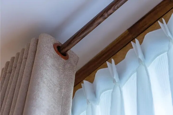 Keep Curtains Rods From Sliding, How Big Should My Curtain Rod Be